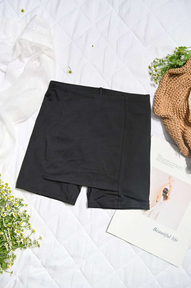Quần Đùi LOC Mang Váy Cotton  -  Đen 