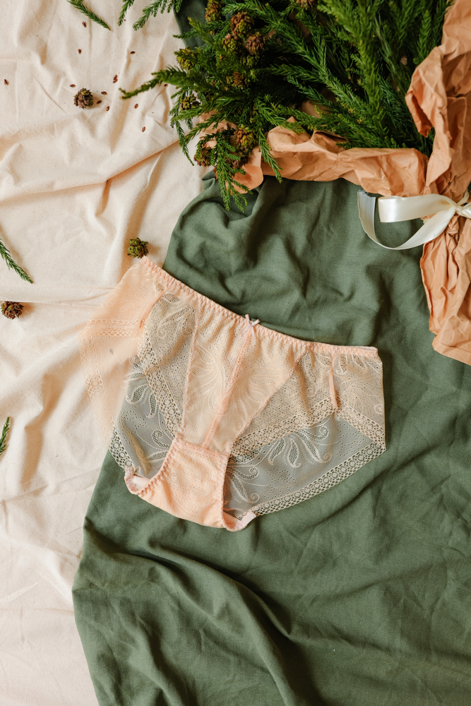 Quần Lót LOC Lưng Vừa Tam Giác 01  -  Sơn Trà 