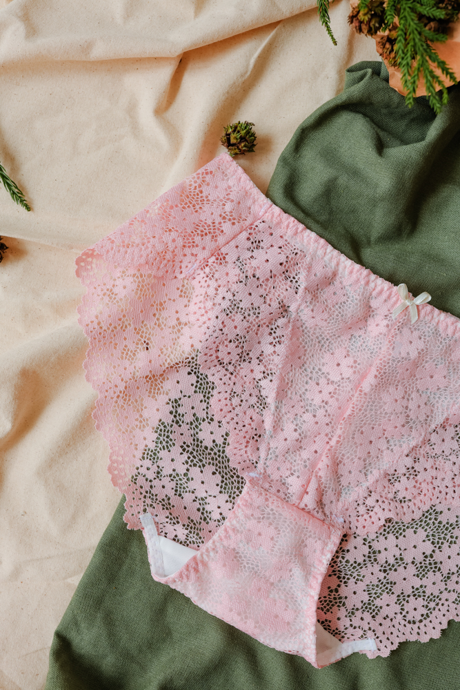 Quần Lót LOC Lưng Vừa Tam Giác 01 - Hồng Hoa Sữa