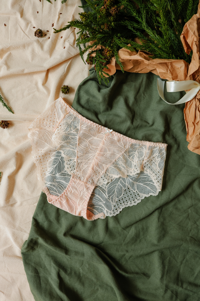 Quần Lót LOC Lưng Vừa Tam Giác 01  -  Hạnh Sa 