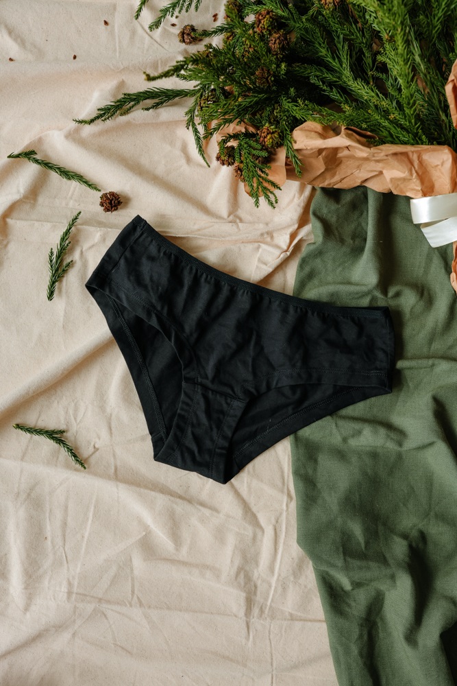 Quần Lót Nữ LOC Lưng Vừa Cotton L03  -  Đen 