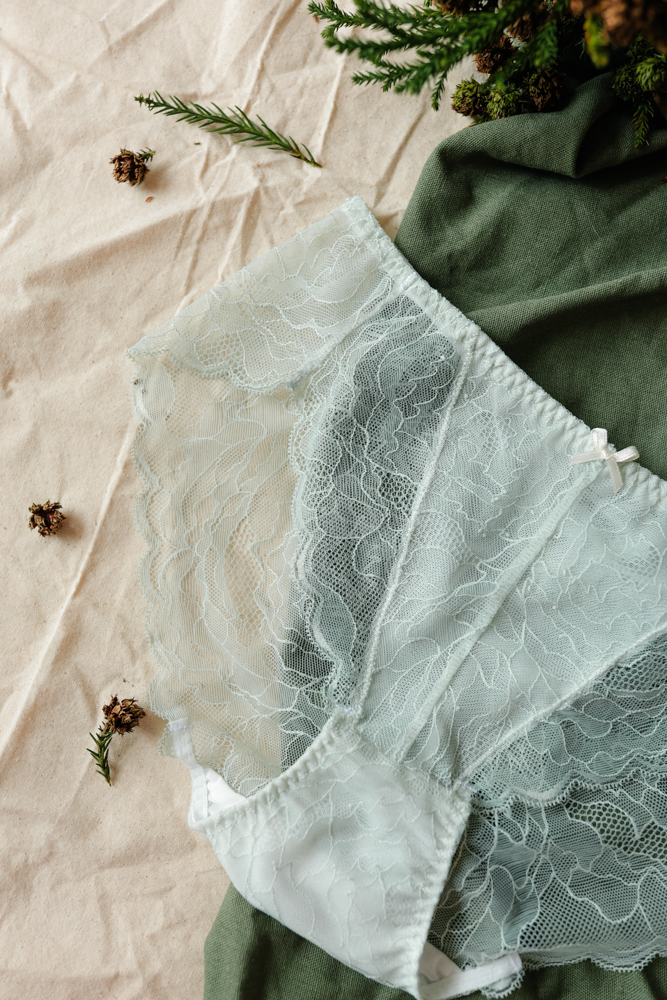 Quần Lót LOC Lưng Vừa Tam Giác 01 - Diệp Sa