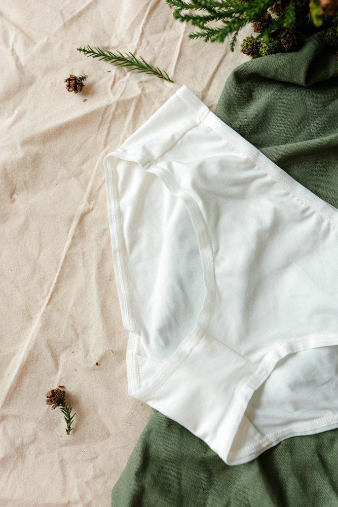 Quần Lót LOC Bikini Lưng Vừa Cotton Thun Lạnh - Trắng