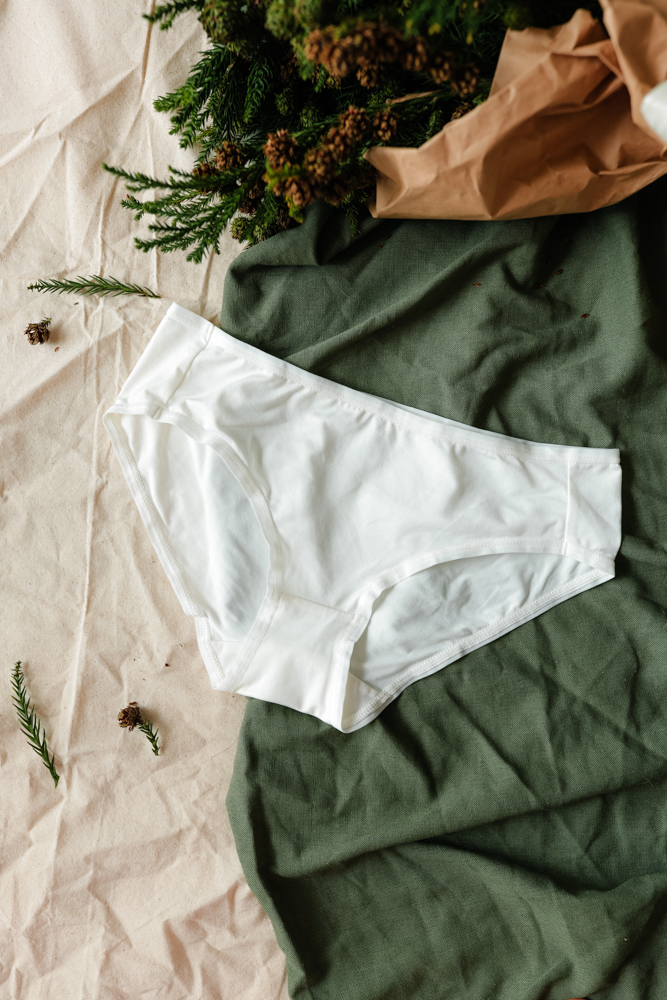 Quần Lót LOC Bikini Lưng Vừa Cotton Thun Lạnh - Trắng