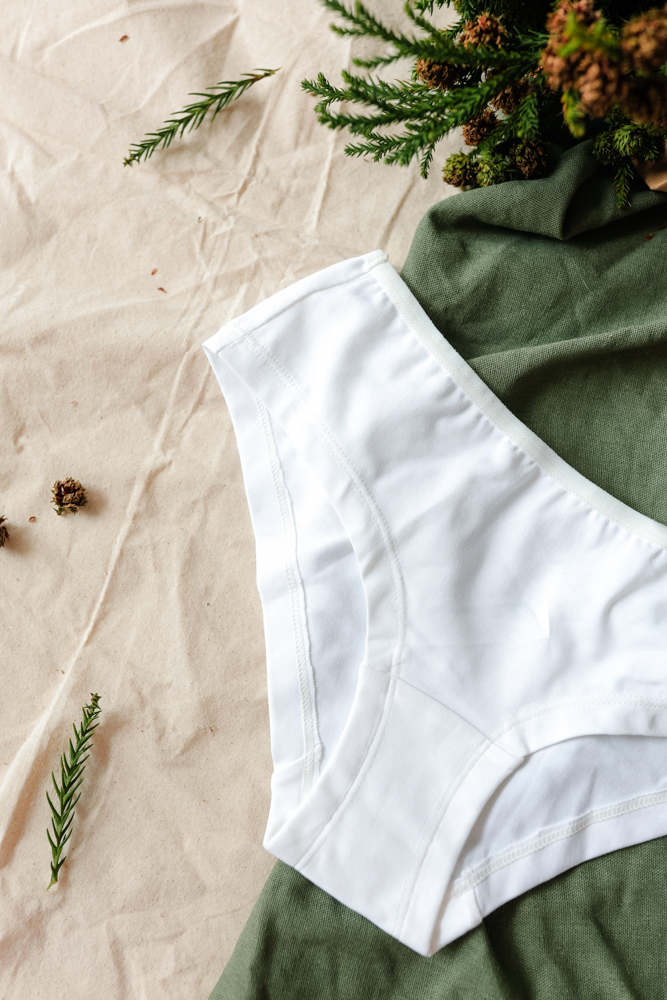 Quần Lót Nữ LOC Lưng Vừa Cotton L03 - Trắng