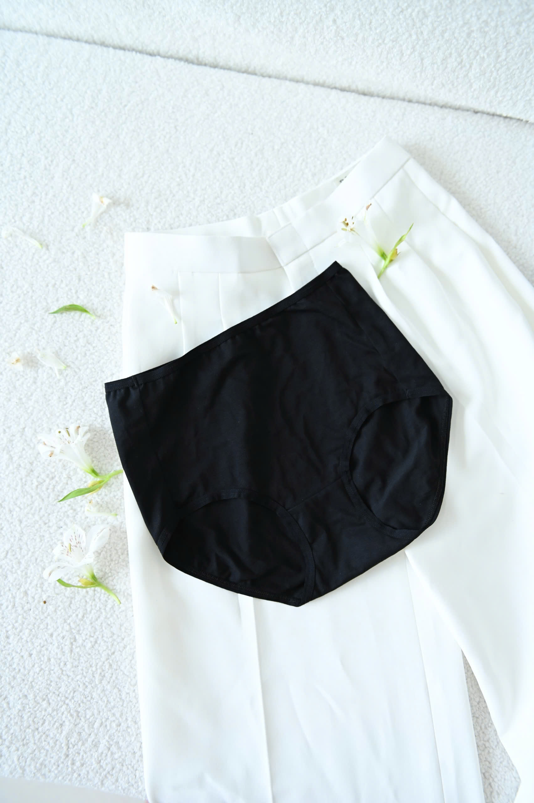Quần Lót Nữ LOC Lưng Cao Cotton L03  -  Đen 