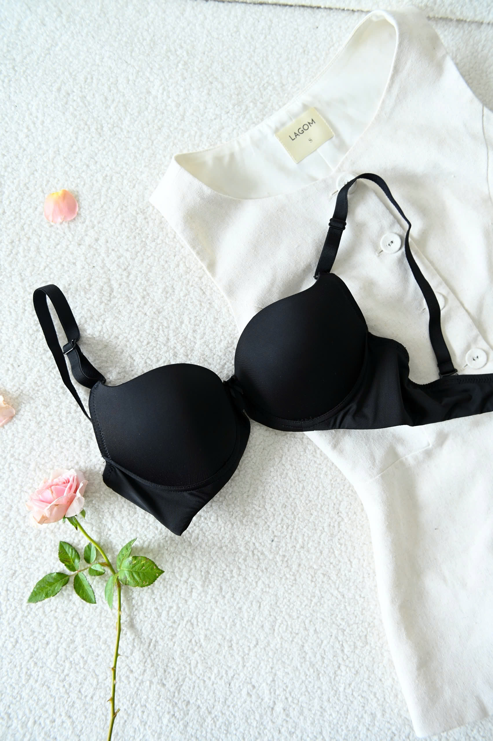 Áo Ngực LOC Không Gọng Mút Liền Nâng 3P  -  Đen 